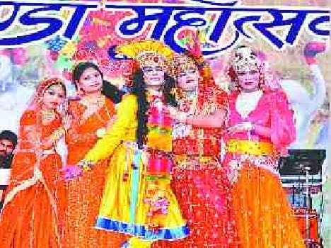 artists showed talent in Gonda Festival 